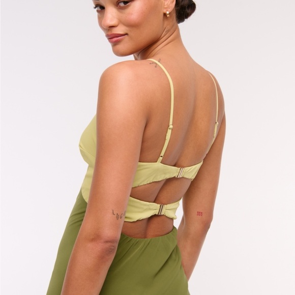 Abercrombie & Fitch Two-Tone Green Midi Dress - Picture 3 of 5